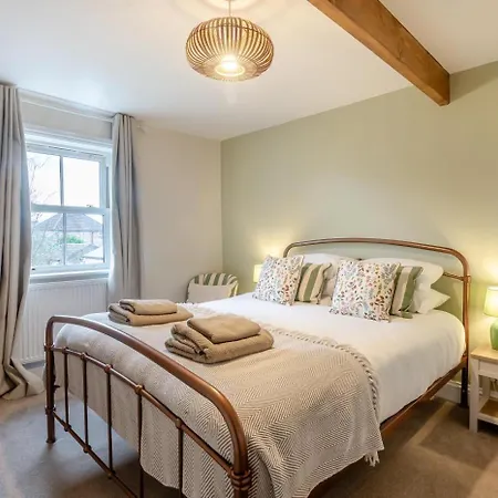 3 Bed In Oc-a36048