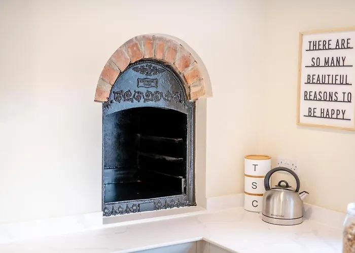 3 Bed In Oc-a36048 * Haxby