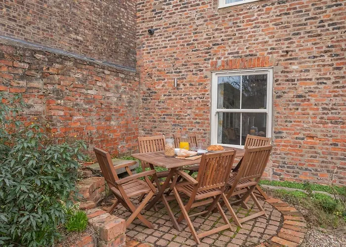 3 Bed In Oc-a36048 * Haxby